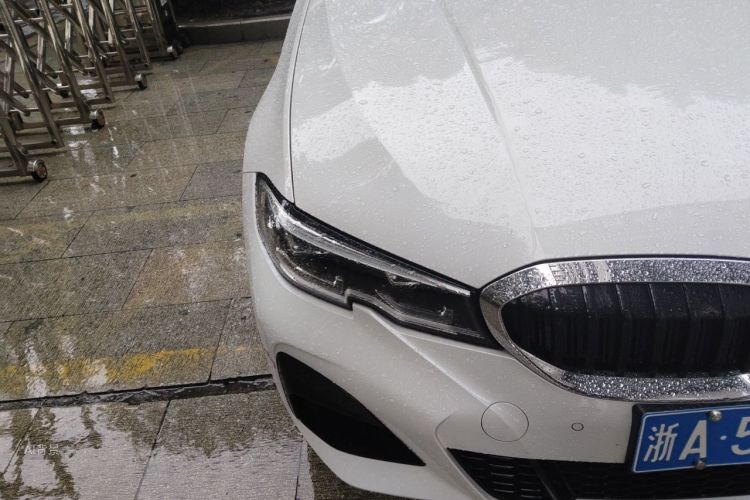 BMW 3 Series 2022 car image #8
