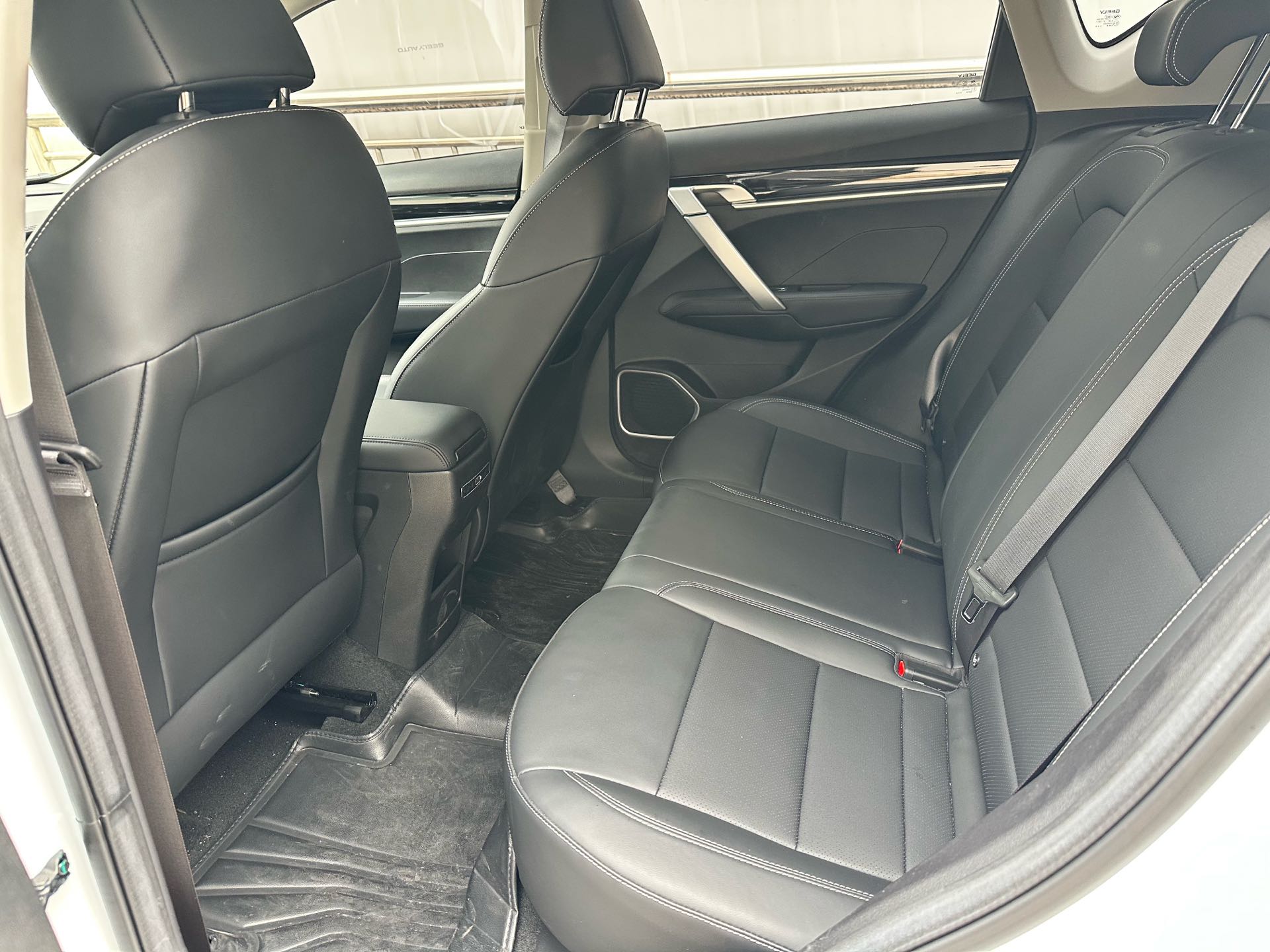 GEELY Coolray 2025 #3 GEELY Coolray 2025 immagine di auto #3