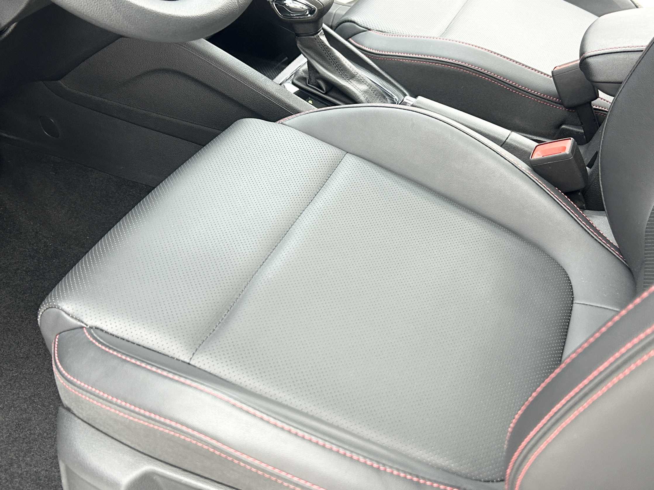 Skoda Kamiq 2024 immagine di auto #4