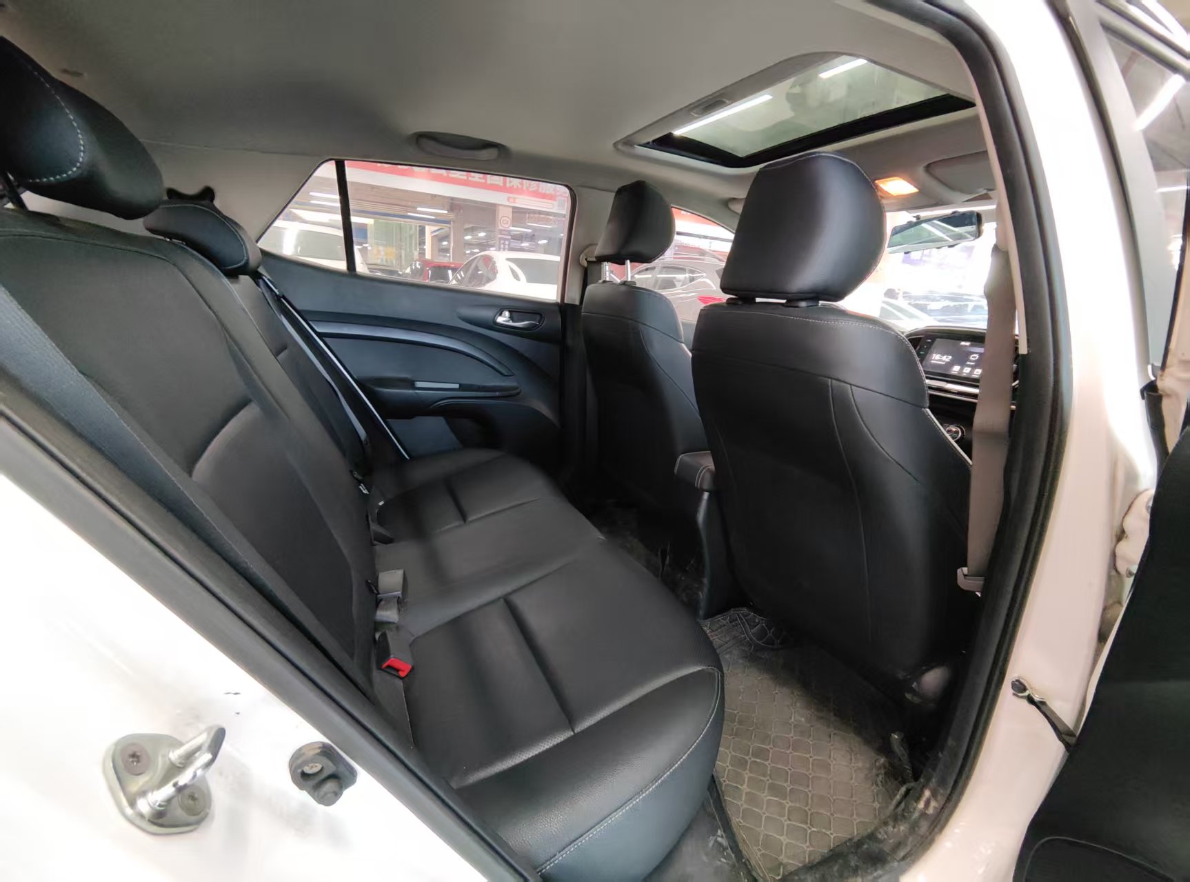 起亚 奕跑 2021 汽车图片 #7