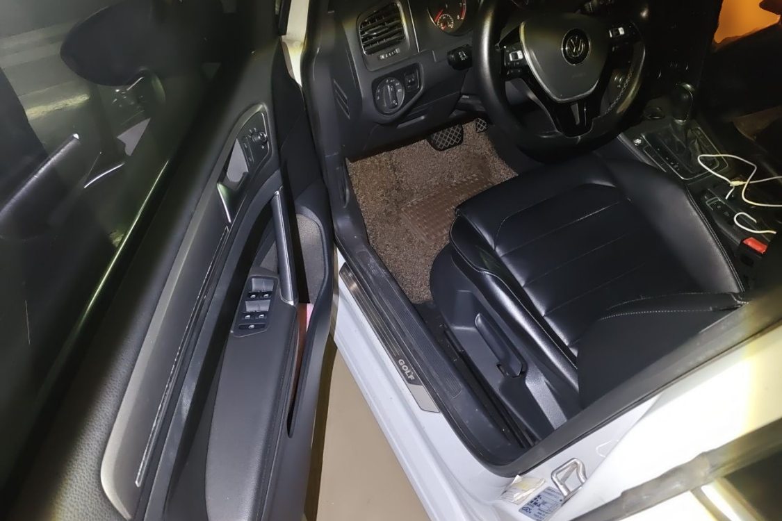 Volkswagen Golf 2015 صورة سيارة #23