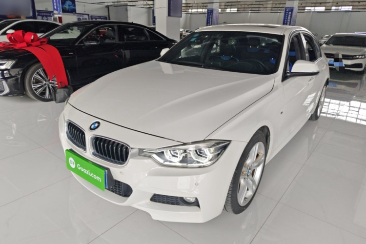 BMW 3 Series 2018 #2 BMW 3 Series 2018 car image #2