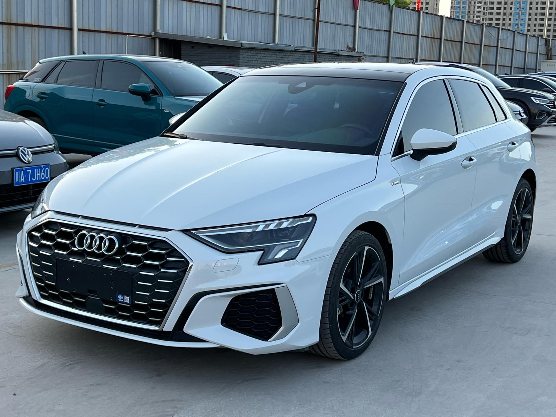 2022 2022 car image