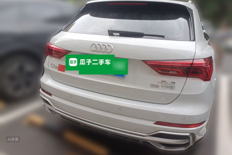 Audi Q3 2023 car image #6