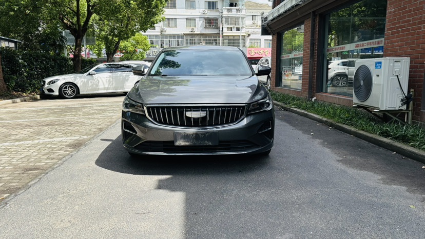 GEELY Emgrand 2025 #2 GEELY Emgrand 2025 car image #2