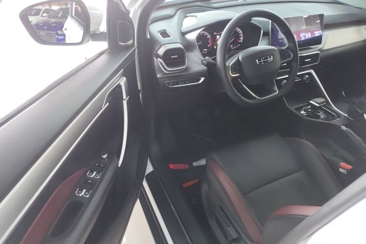 GEELY Coolray 2021 #12 GEELY Coolray 2021 car image #12