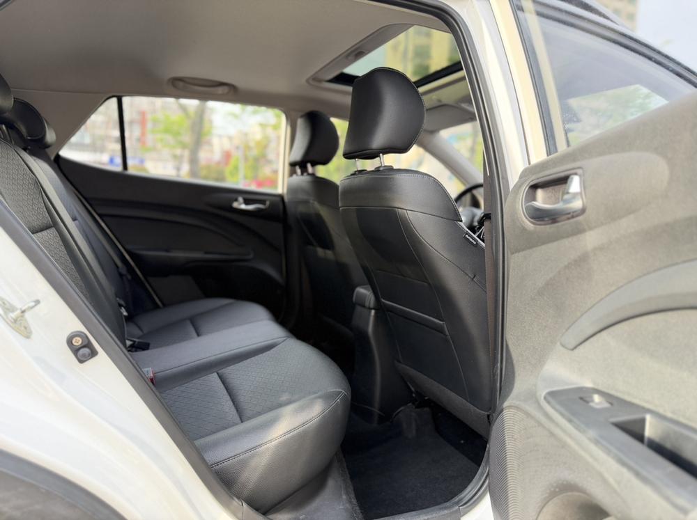 Kia KX1 2019 immagine di auto #14