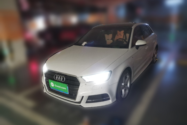 Audi A3 2019 immagine di auto #2