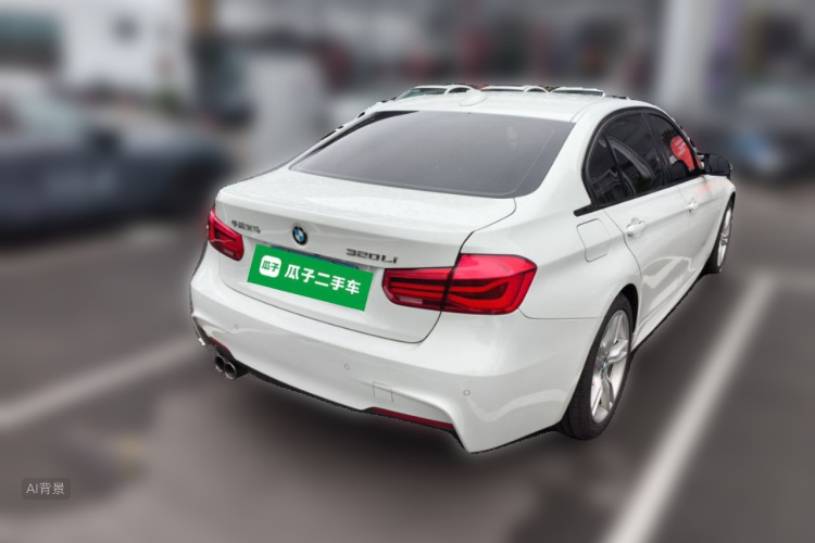 BMW 3 Series 2019 #7 BMW 3 Series 2019 صورة سيارة #7