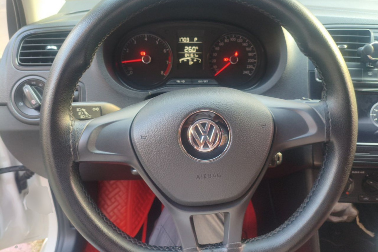Volkswagen Polo 2018 #11 Volkswagen Polo 2018 car image #11