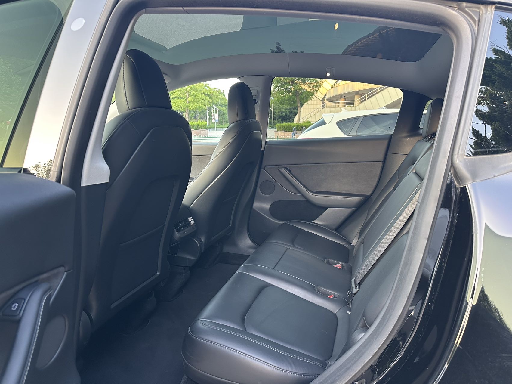 Tesla Model Y 2022 #9 Tesla Model Y 2022 immagine di auto #9