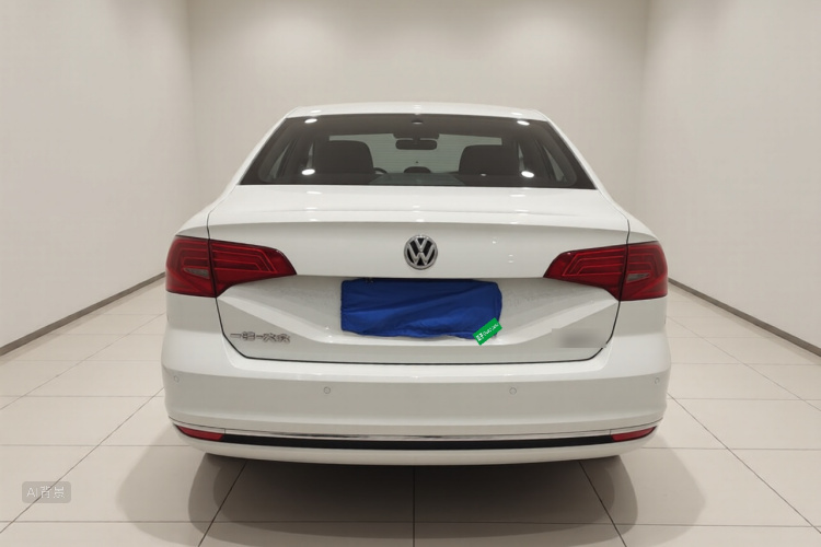 Volkswagen Bora 2017 car image #6