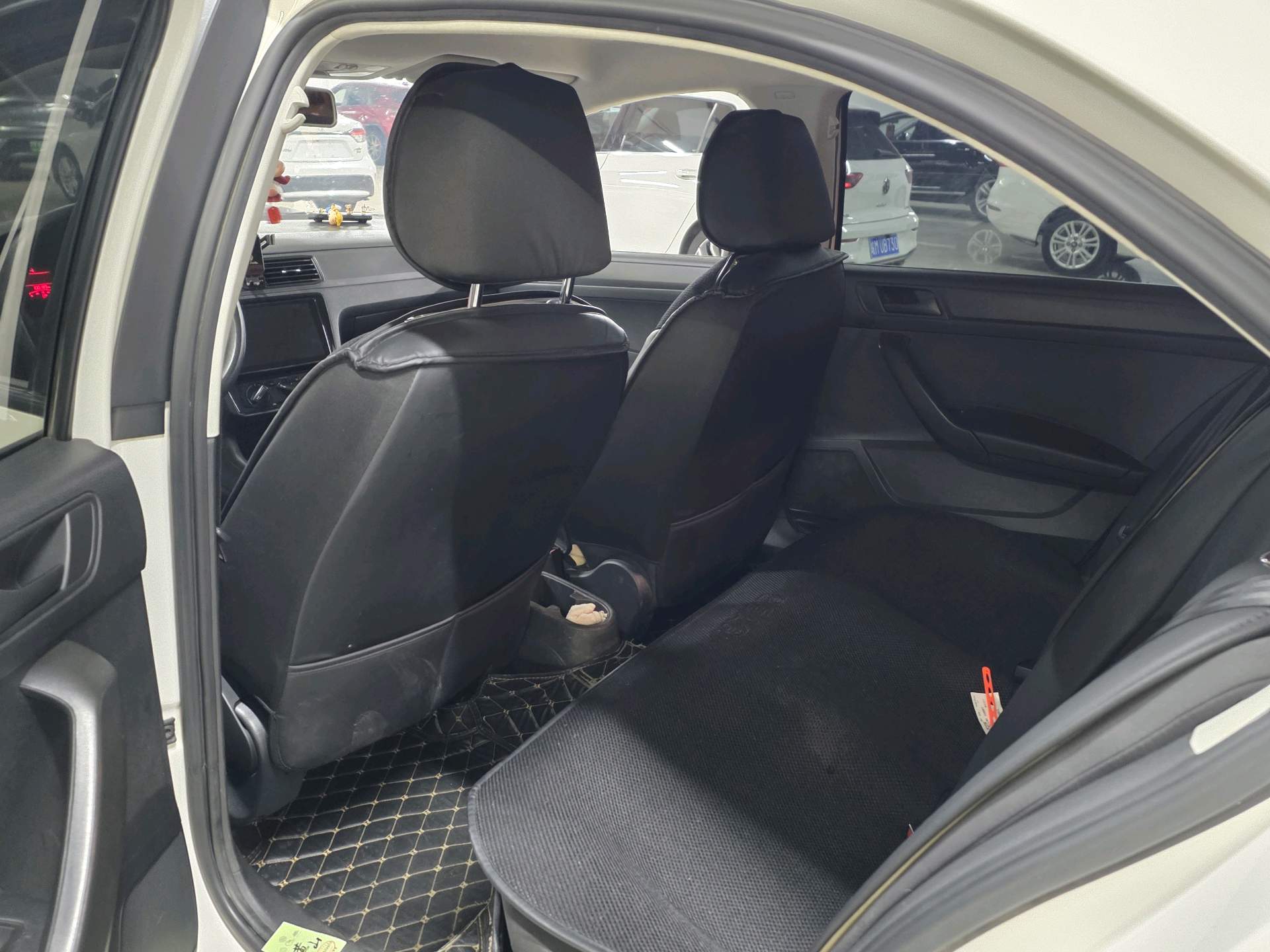 Volkswagen Santana 2019 #8 Volkswagen Santana 2019 صورة سيارة #8