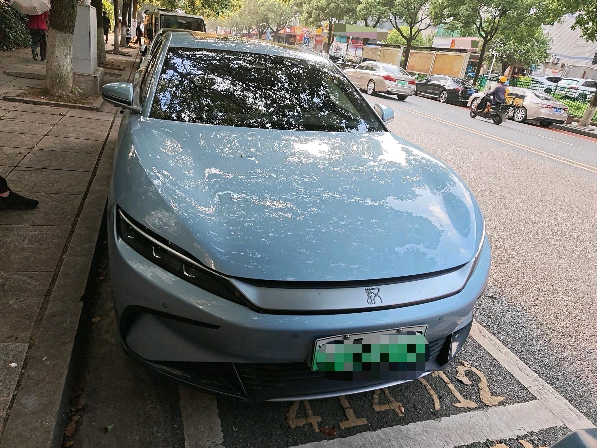 BYD Han 2024 image de voiture #2