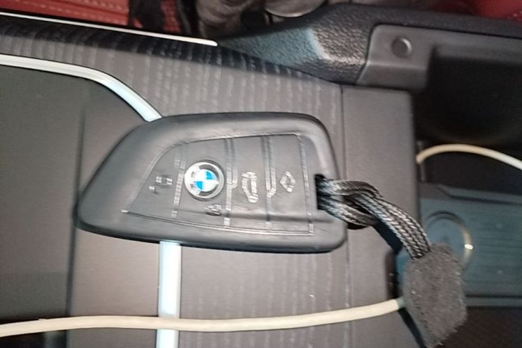 BMW 3 Series 2024 car image #14
