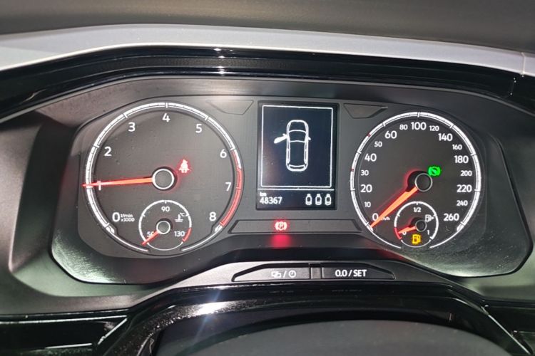 Volkswagen Polo 2022 car image #12