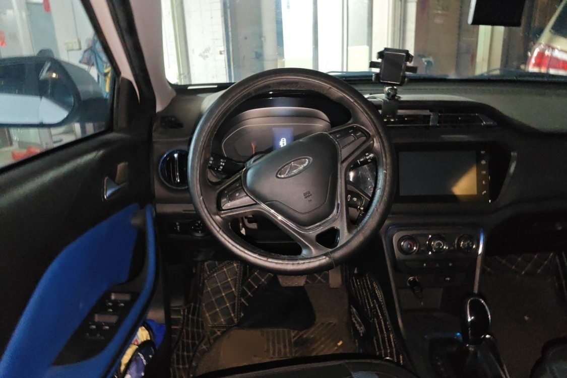 Chery Tiggo 3x 2017 #22 Chery Tiggo 3x 2017 car image #22