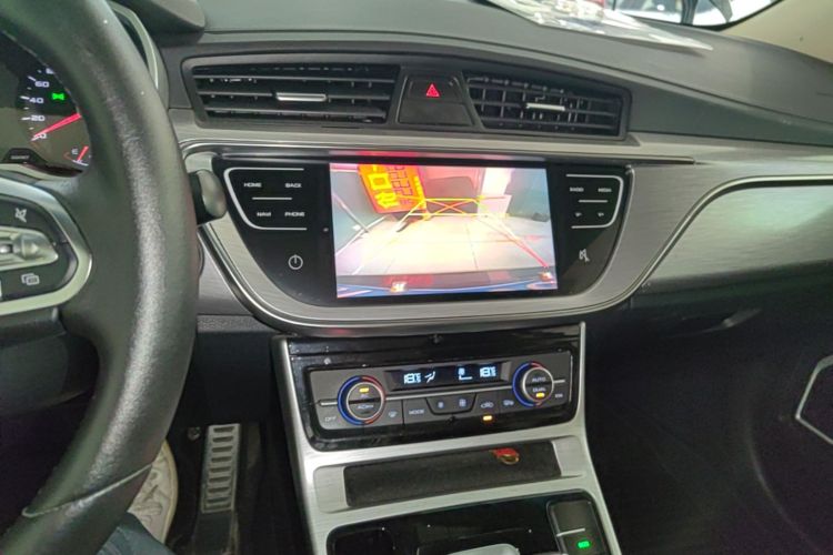 GEELY Emgrand GS 2019 car image #13