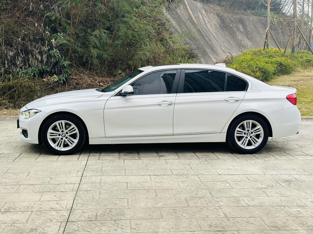 BMW 3 Series 2017 car image #3