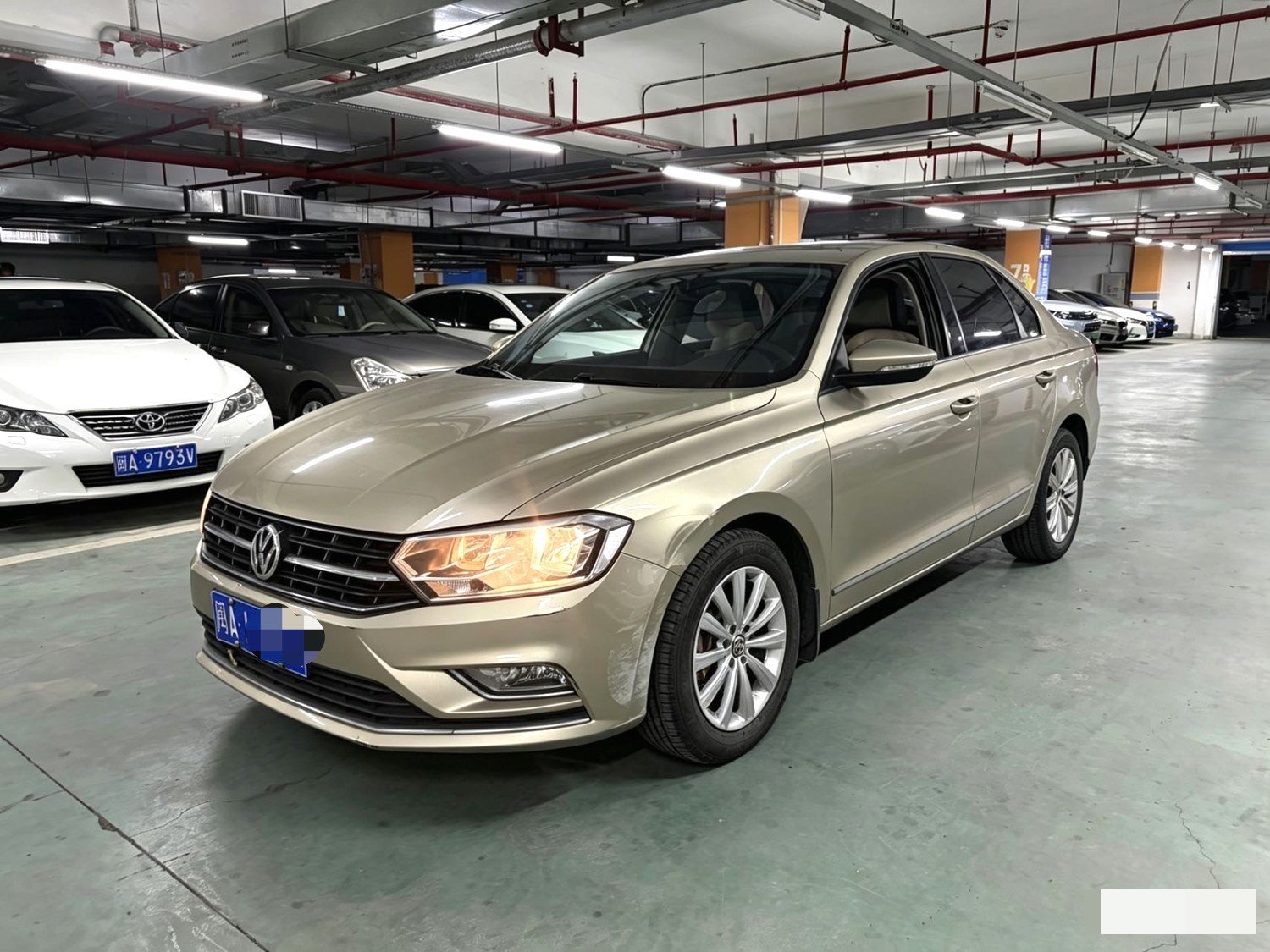 2016 2016 car image