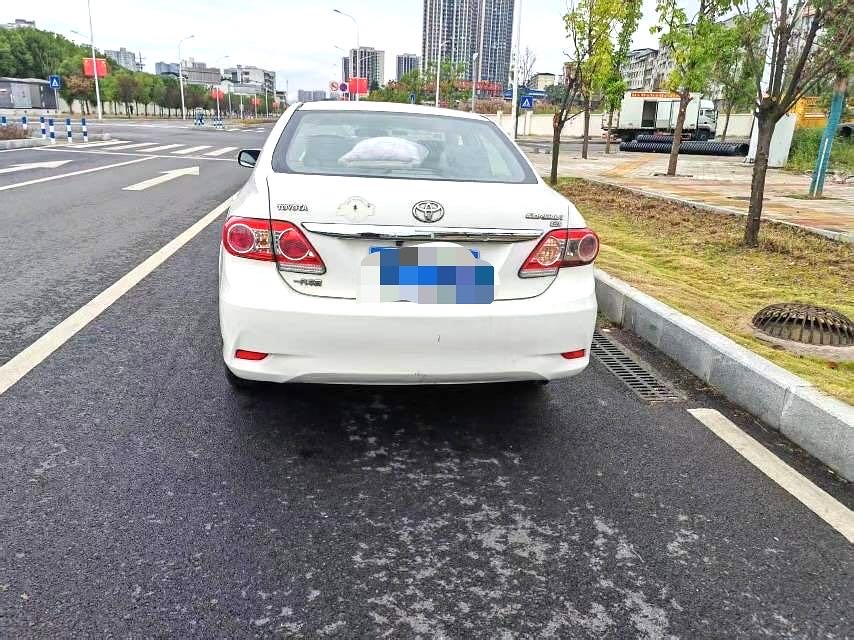 Toyota Corolla 2011 car image #3