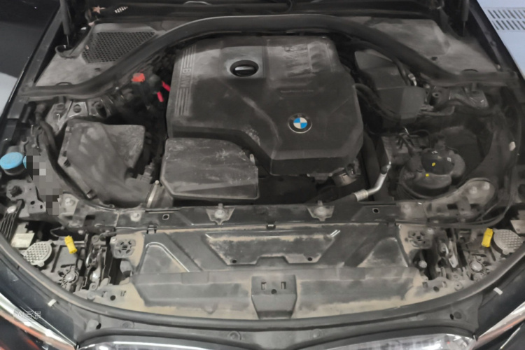 BMW 3 Series 2021 car image #22
