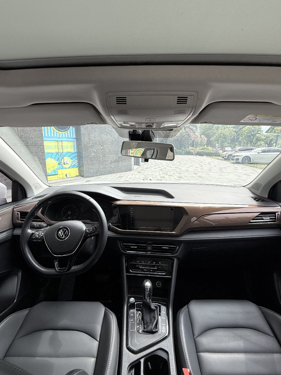 Volkswagen Tharu 2020 #5 Volkswagen Tharu 2020 car image #5