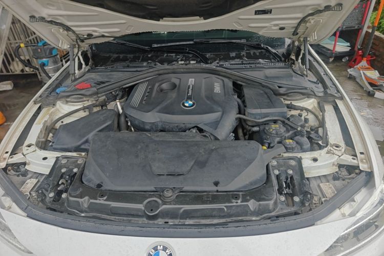BMW 3 Series 2019 imagen de coche #20