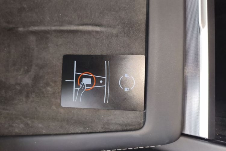 Tesla Model 3 2024 #14 Tesla Model 3 2024 car image #14