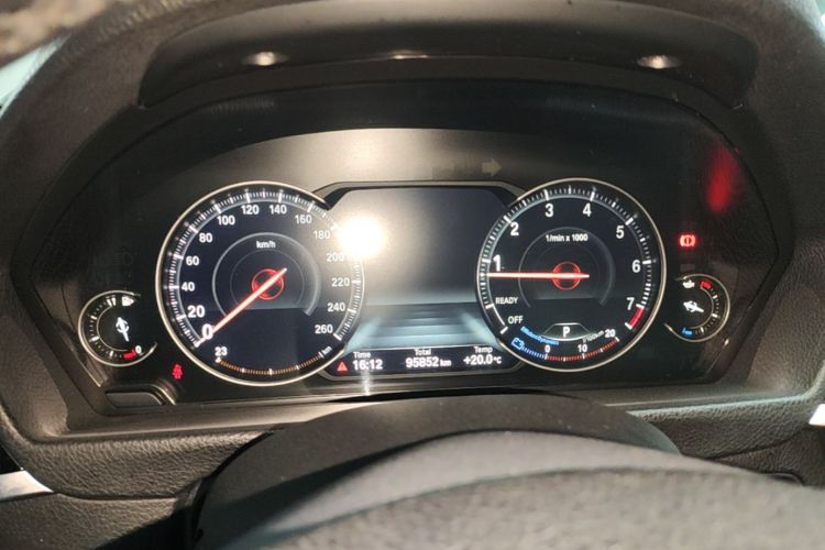 BMW 3 Series 2019 #16 BMW 3 Series 2019 car image #16