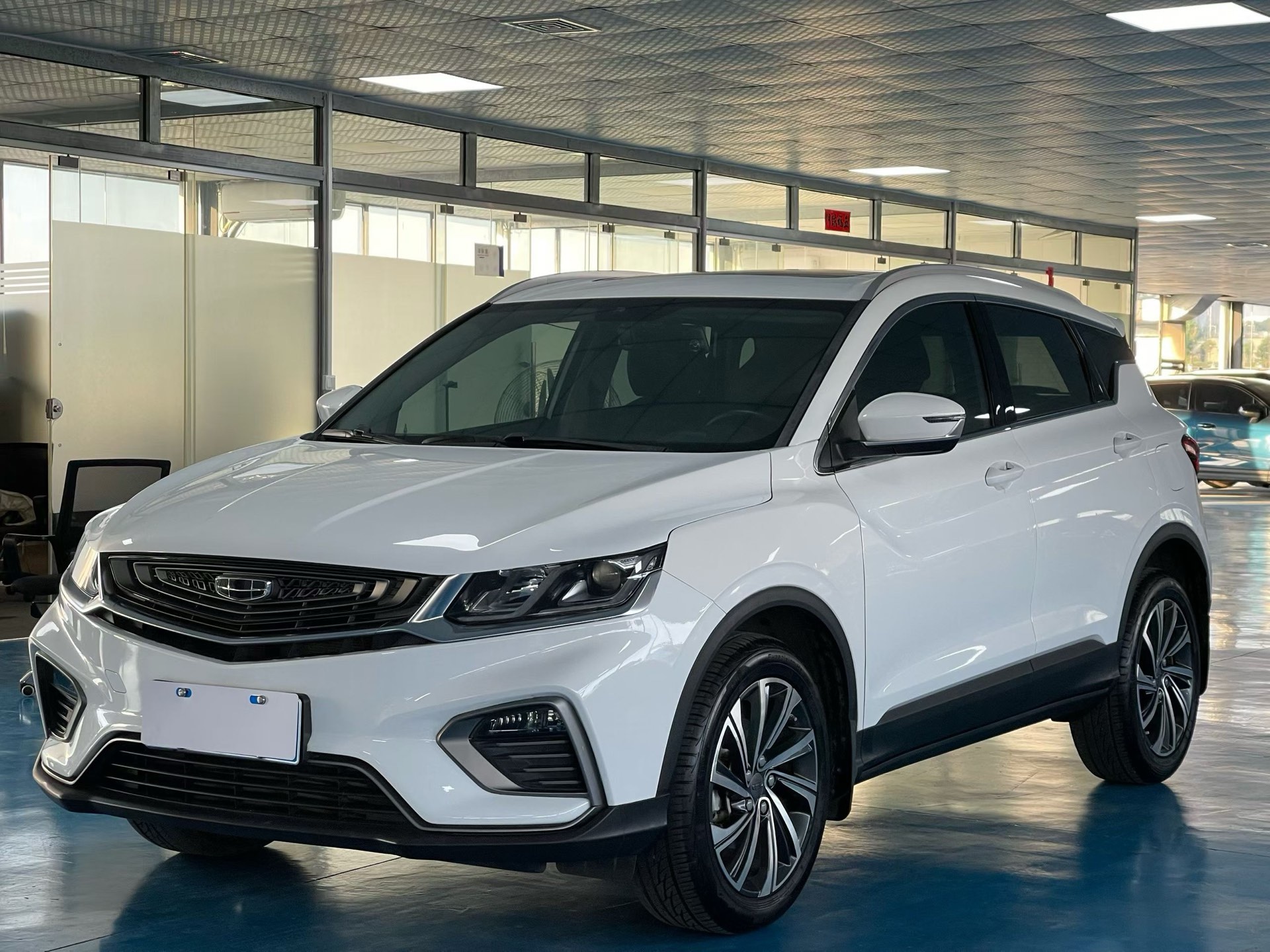 GEELY Coolray 2019 GEELY Coolray 2019 car image