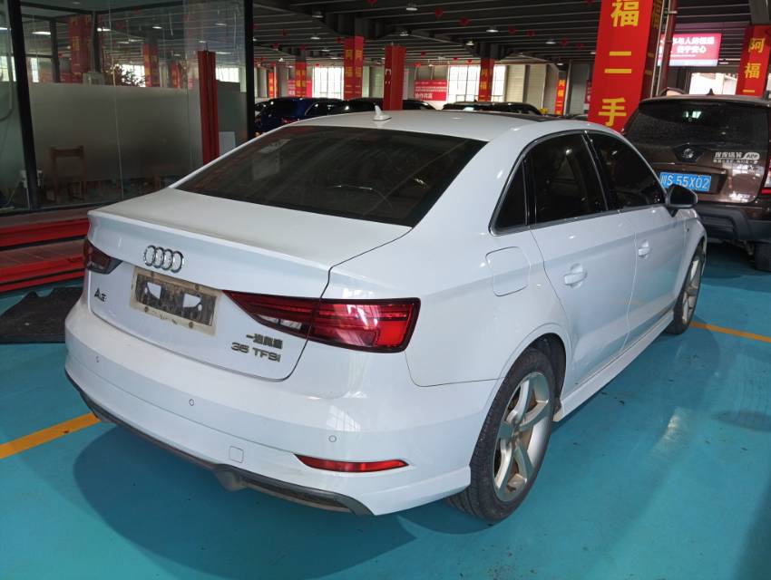 Audi A3 2017 car image #4