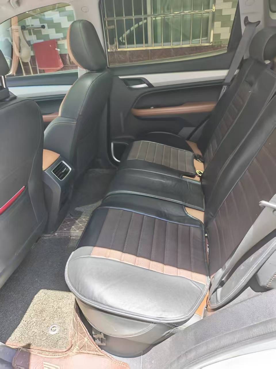 GEELY Vision X6 2020 صورة سيارة #5