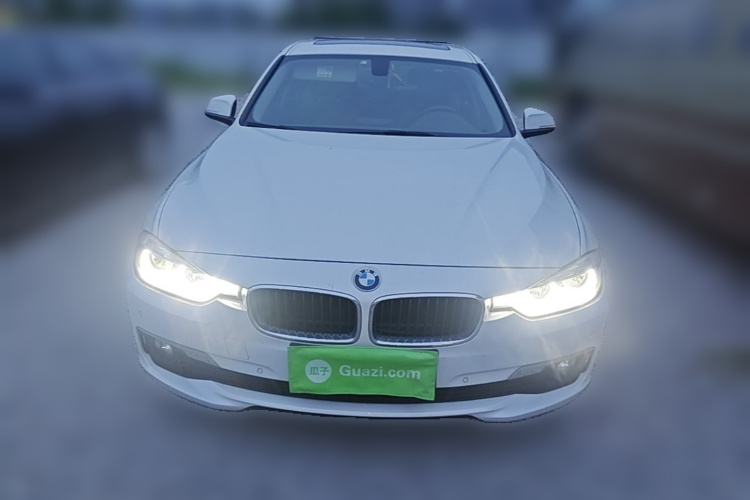 BMW 3 Series 2017 #3 BMW 3 Series 2017 car image #3