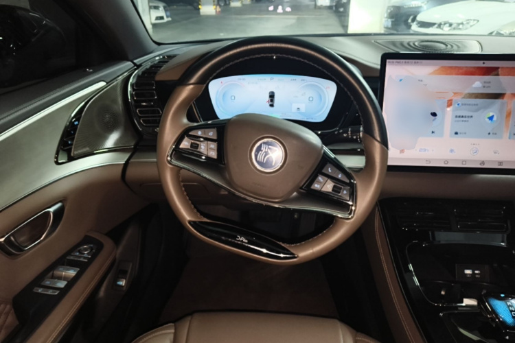 BYD Han 2022 immagine di auto #11