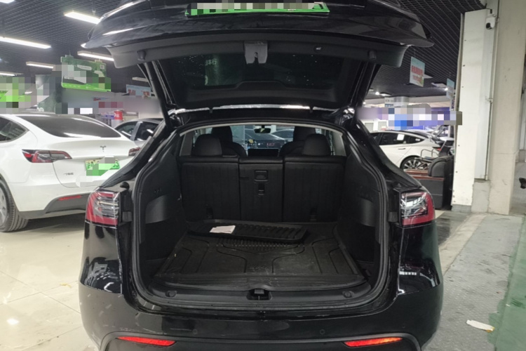 Tesla Model Y 2022 #21 Tesla Model Y 2022 car image #21