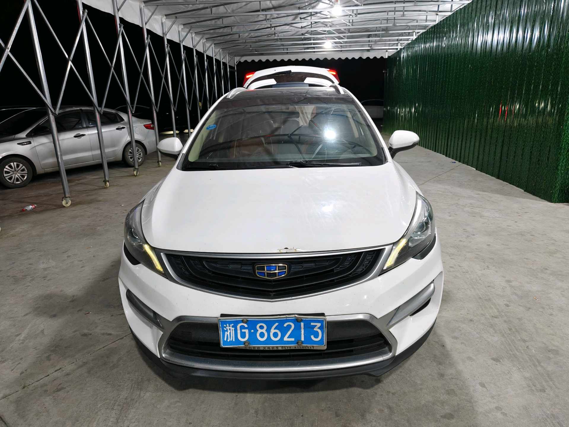 GEELY Emgrand GS 2016 صورة سيارة #2