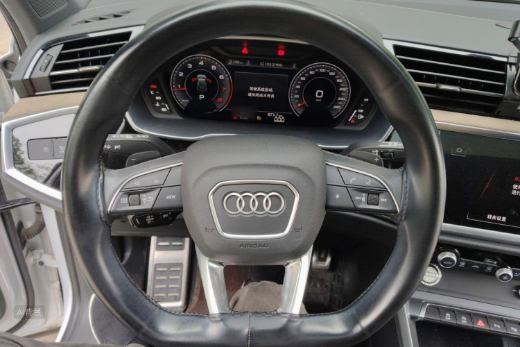 Audi Q3 2023 #12 Audi Q3 2023 car image #12