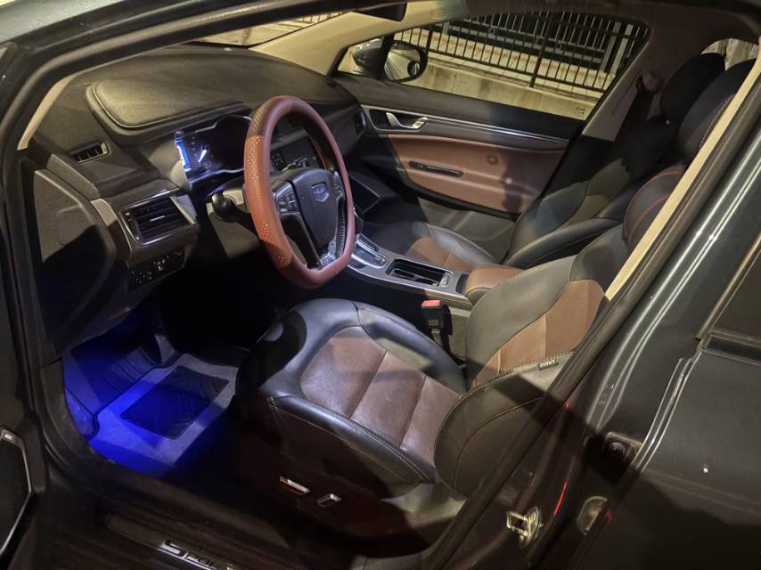 GEELY Emgrand GS 2018 car image #9