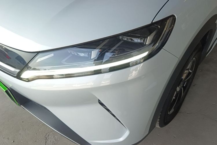 BYD YuanUP 2024 #30 BYD YuanUP 2024 immagine di auto #30
