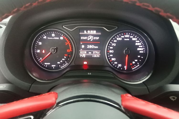 Audi A3 2017 car image #13