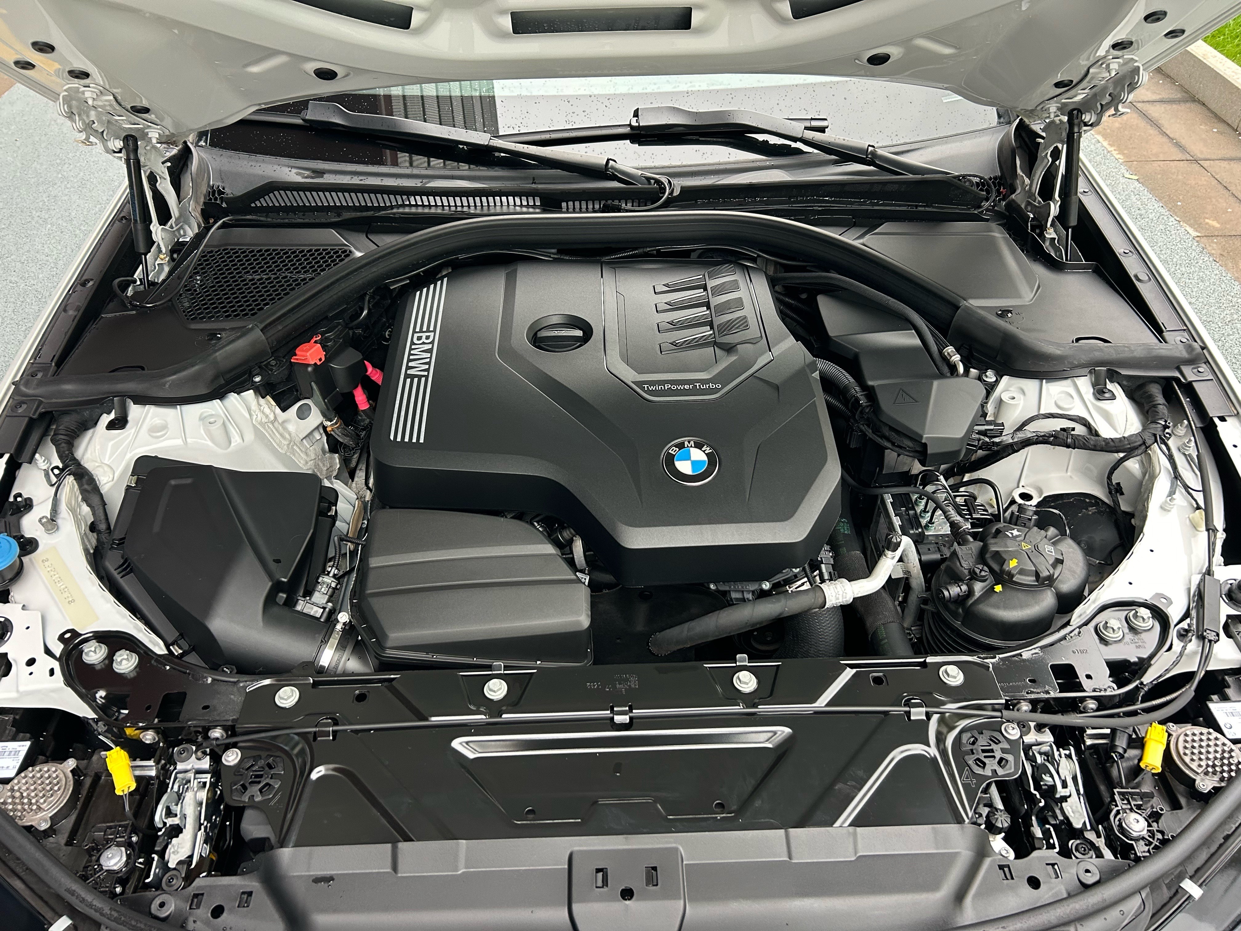 BMW 3 Series 2022 car image #12
