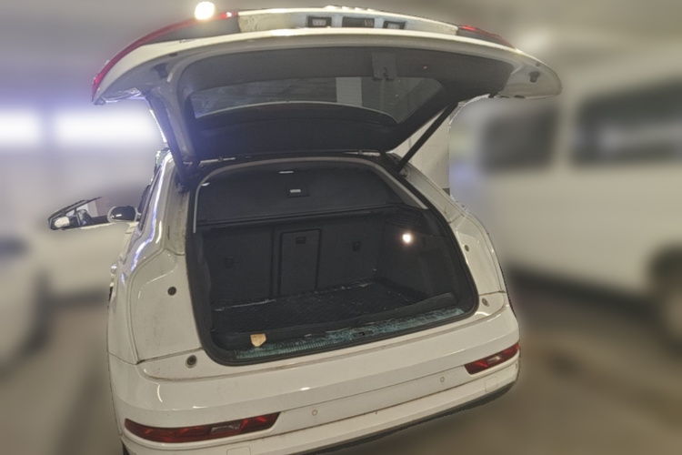 Audi Q3 2016 #21 Audi Q3 2016 car image #21