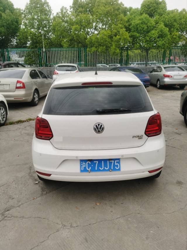 Volkswagen Polo 2016 car image #5