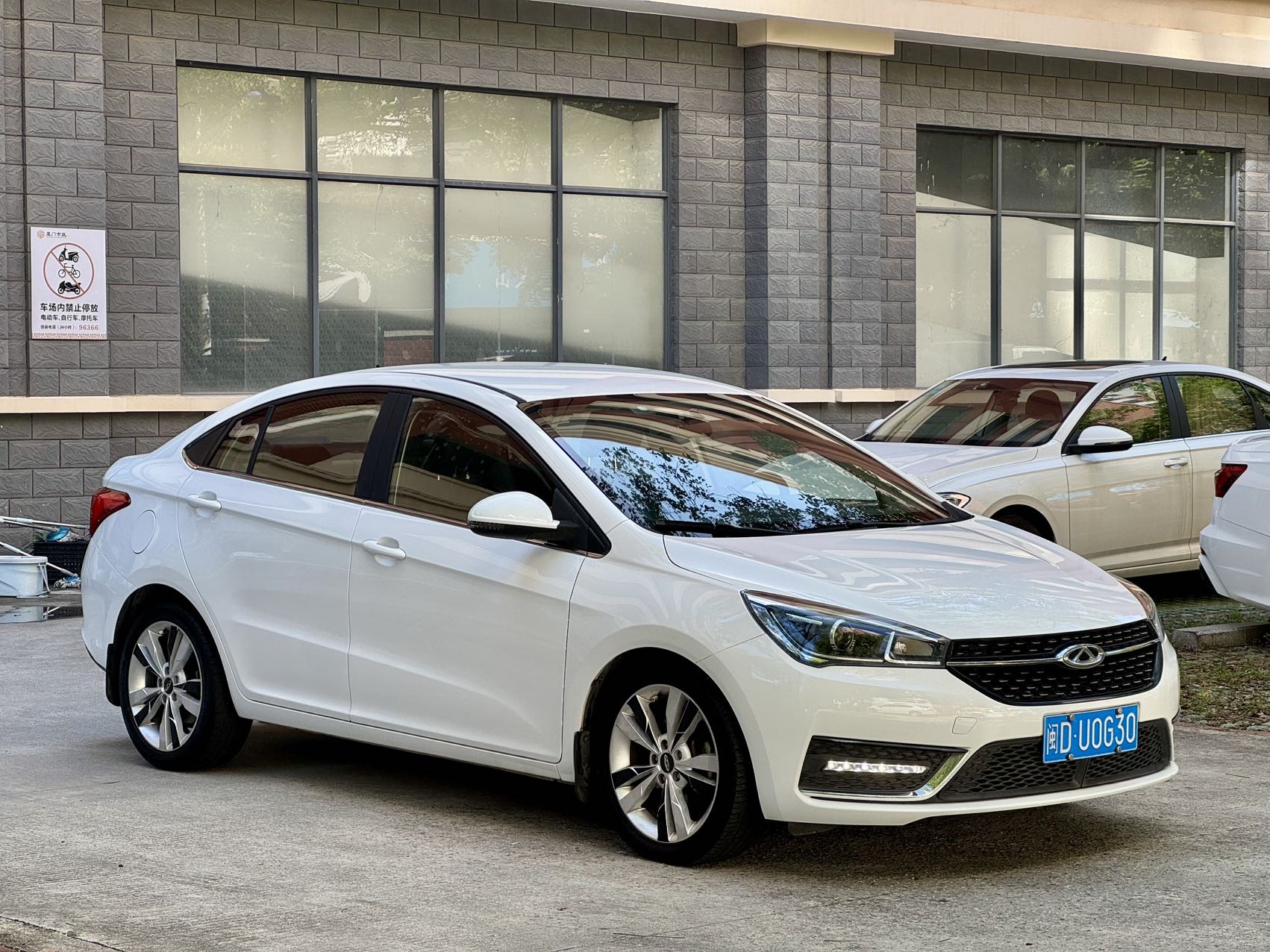 Chery Arrizo 5 2018 #3 Chery Arrizo 5 2018 car image #3