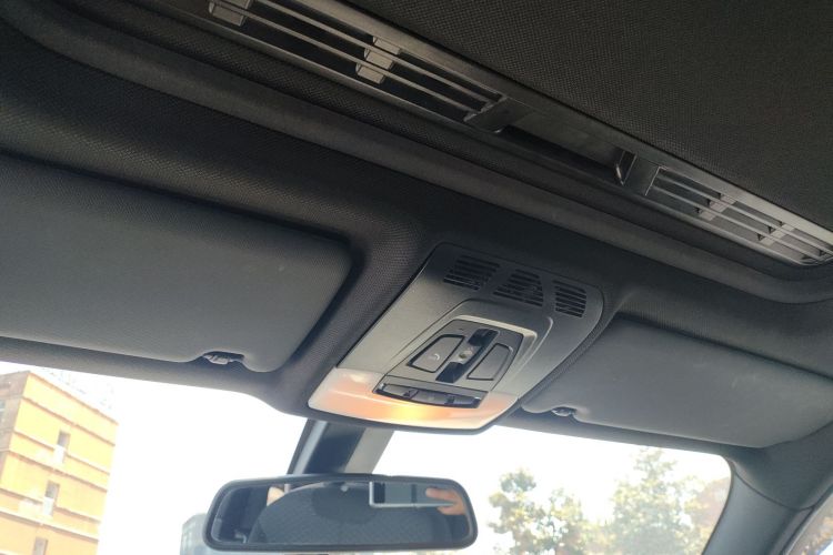 BMW 3 Series 2016 صورة سيارة #20