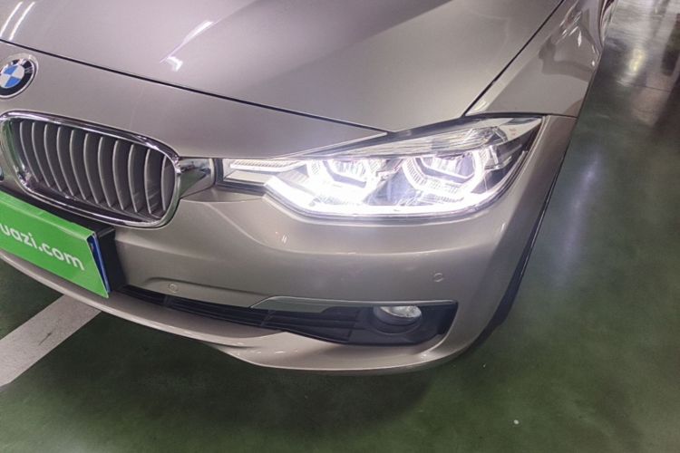 BMW 3 Series 2018 #23 BMW 3 Series 2018 car image #23