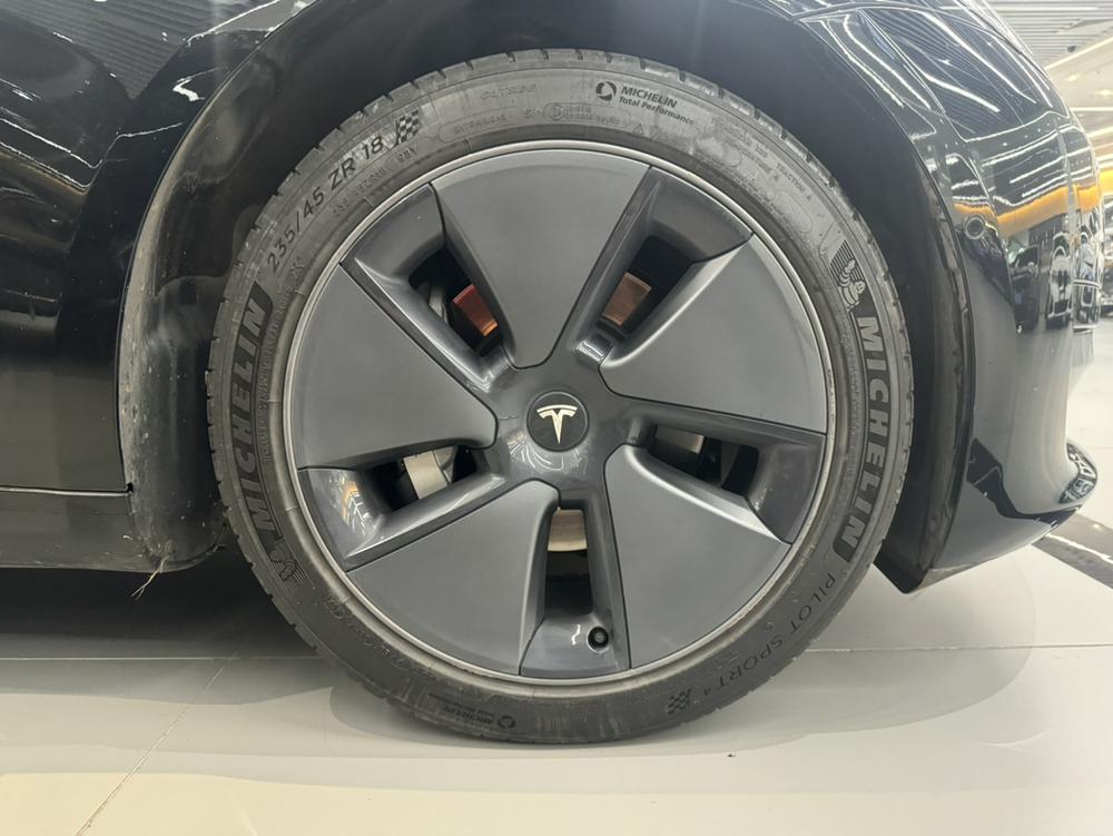 Tesla Model 3 2021 car image #7