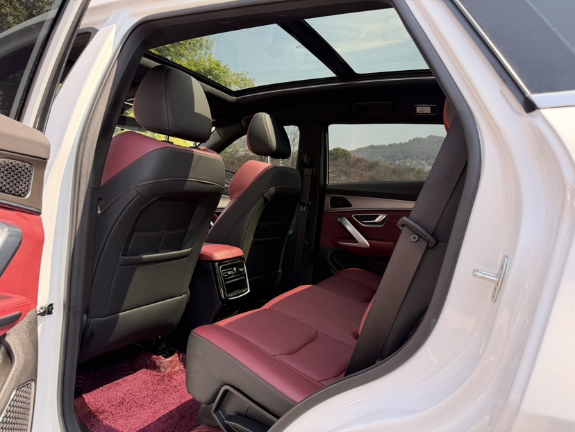 Jetour X70 PLUS 2024 car image #5