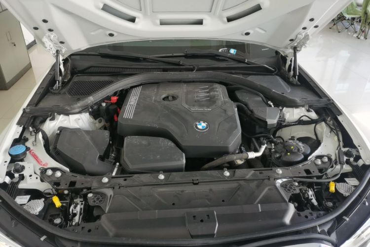 BMW 3 Series 2022 #22 BMW 3 Series 2022 car image #22